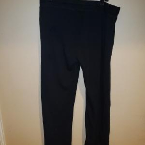 pants - Picture 2 of 3